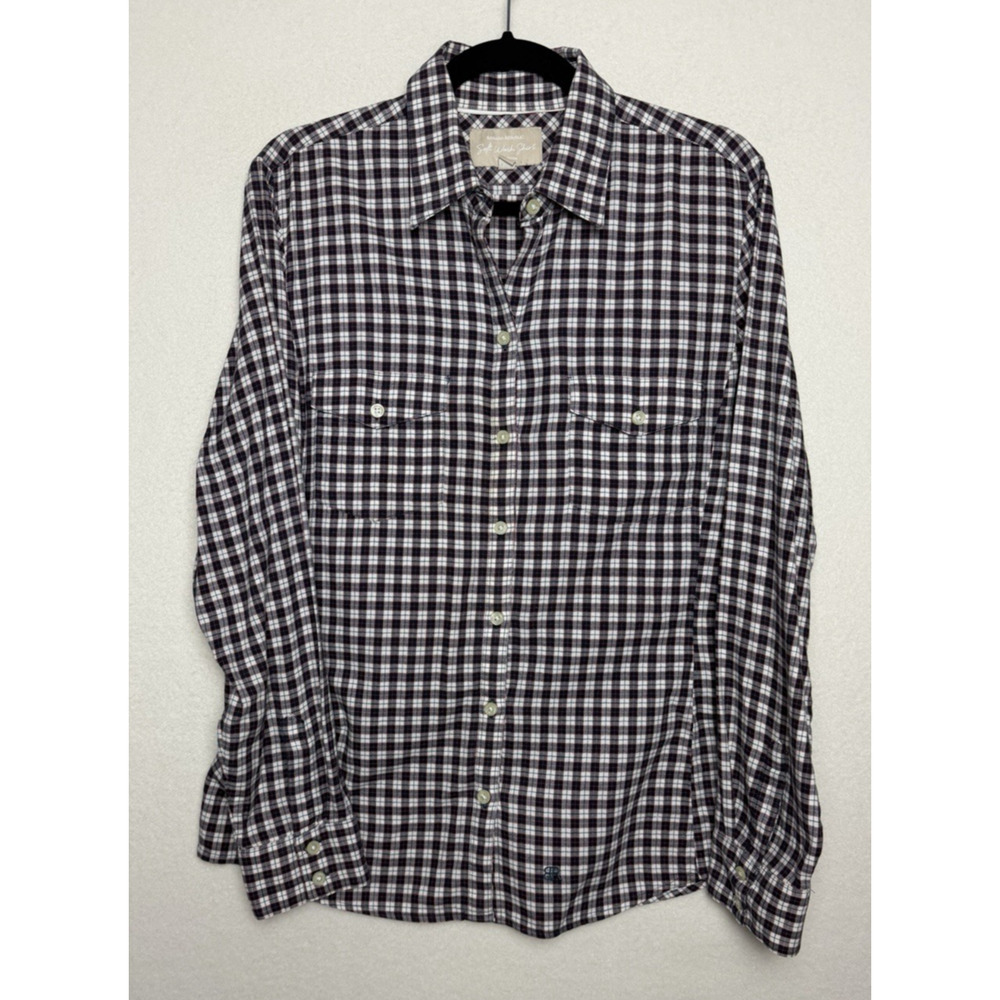 Banana Republic Women's Soft Wash Shirt Button Up Black Red Plaid Size Large